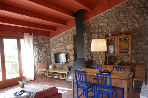Llança Spain Booking.com fantastic hotel promo code