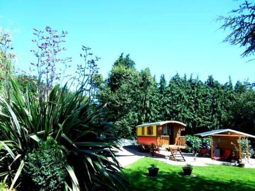Pluvigner France Booking.com fantastic hotel promo code