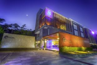 Phuket Thailand Agoda.com fantastic hotel promo code