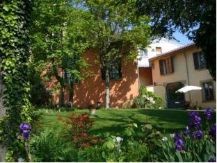 Lyon France Agoda.com fantastic hotel promo code