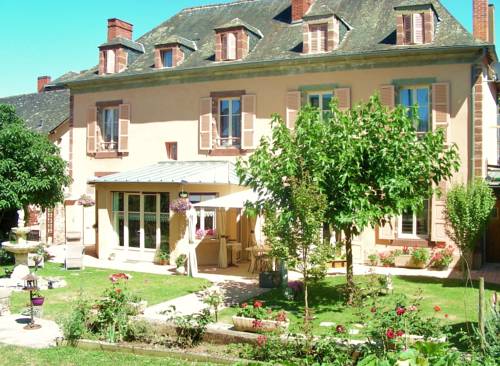 Objat France Code promo fantastique pour Booking.com hôtel